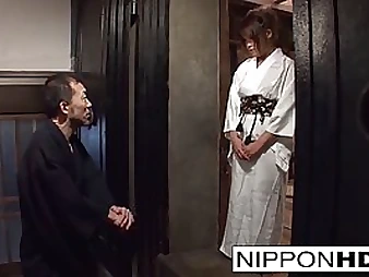 Chinese in a kimono gets queasy pussy opening fingered