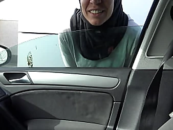 Stepmommysusan picks up a nasty arabic Muslim hooker for a wild public fucky-fucky hookup