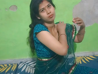 Super-steamy Indian PLUS-SIZE wife rides a BIG BLACK COCK with her Boyfriend at home - up close and intimate!