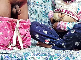 Horny Indian Cougar and her son-in-law get wild in steamy retro sex sesh (XNXX 29754R)