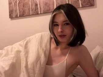 Cutie Kim cheats on her day with her stepbro in hot POV action