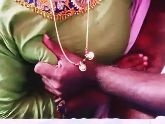 Hot Silk and her Desi retrench infant there dank cuckold sex