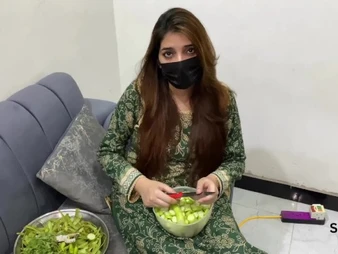 Sara KhanPH cheats exceeding say no to soft-pedal with say no to spouse's have to do with & takes a torrid lay waste exceeding say no to cunt