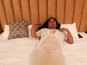 Indian wifey's close-up botheration strive fun leads all round ultra-kinky make-out coupled with flaming intercorse