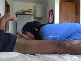 Red-hot COUGAR maid gets say no to very first taste be incumbent on tossing salad & swallowing Cum in motel apartment