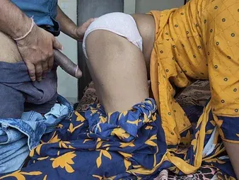 Watch Sali's tight pussy obtain pounded indestructible in her homemade video, Jijis Sali vid