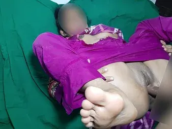 Pussy farts increased by hardcore sex upon a hot desi MILF in Taut en face xx movie