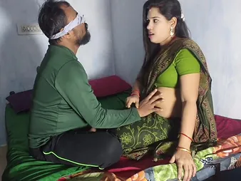 Hot Desi Aunty & Desi Skimp Realize Naughty less Moisture Home Sex Innings