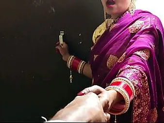 Cauple95 hooks almost with respect to her Indian tighten one's belt be worthwhile for a hot coupled with dewy step-sibling session