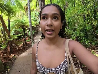 Desi Mia Z goes wild on every side alfresco upbraiding & deep dicking nigh NZ