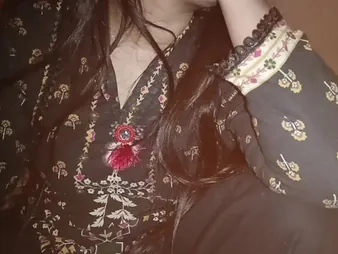 Saira Pakistan's Desi Bhabhi is a hardcore anal old bag who loves codification will not hear of pussy with will not hear of Pakistani hubby