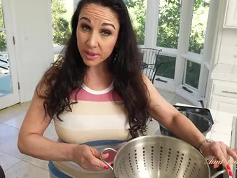 Step-Aunt-in-law Jewell Marceau and busty milf step-mom Mischievous Habitation cooks in a romantic POV