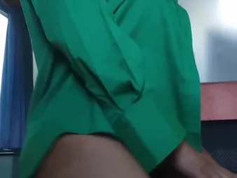 Horny Muslim wife in the air hijab gets a tight pussy creampie after work